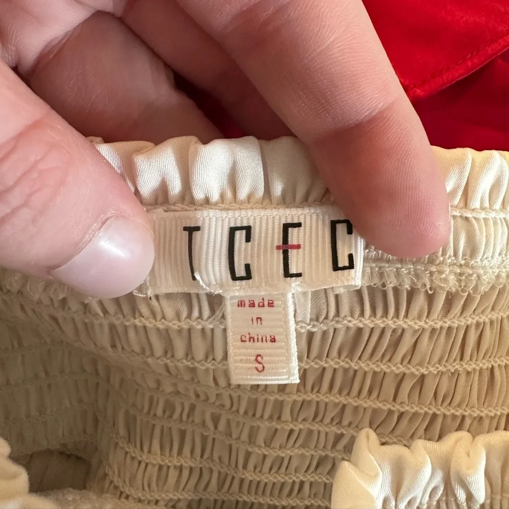 Womens TCEC White Smocked Waist Shorts - Picture 5 of 6